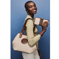 St. Tropez Large Wallet 9 St. Tropez Large Wallet -Brighton Store st tropez large wallet whisky stone 3 202cb4f1 dbf9 4094 9afa 4ad4b2fba9ae